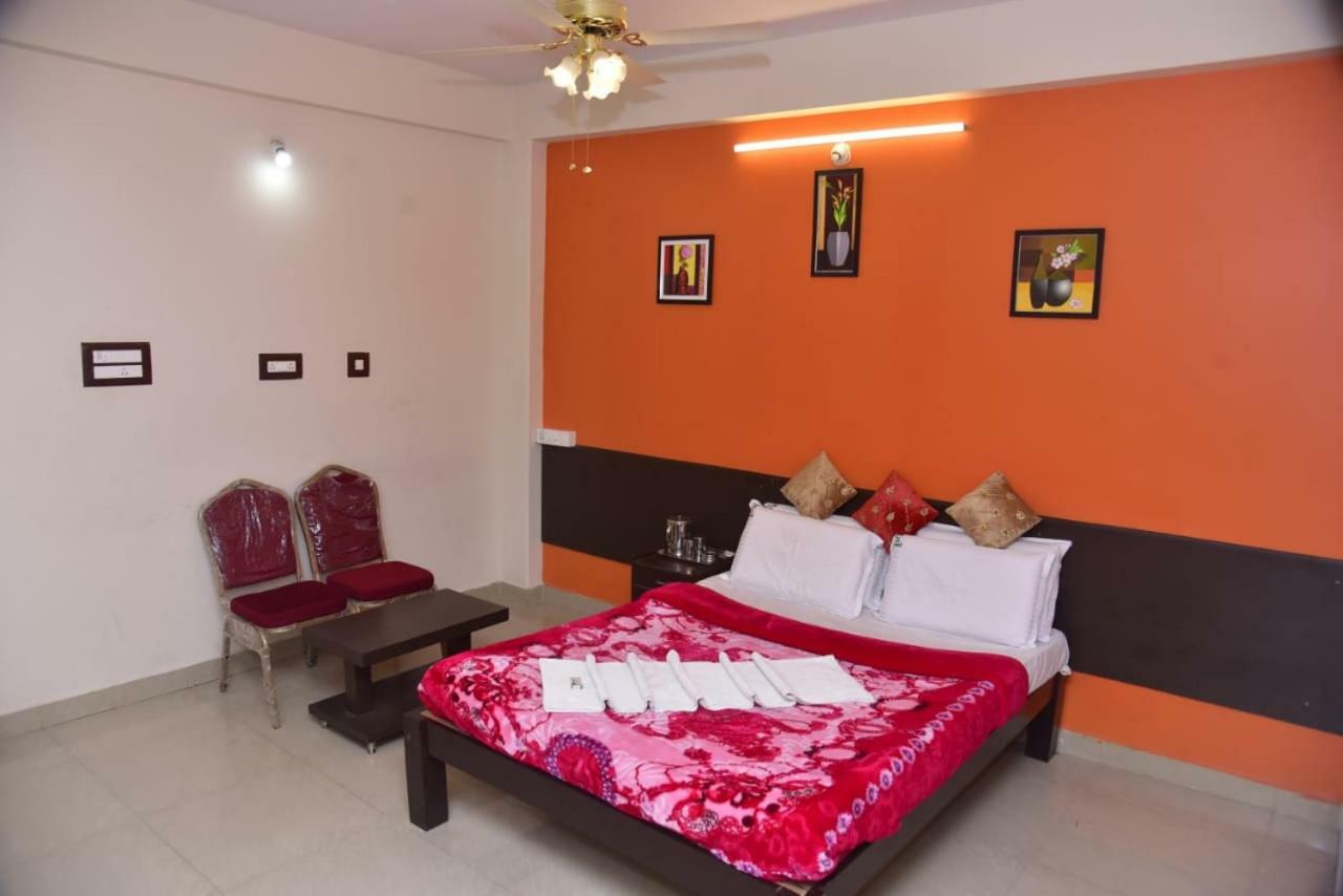 Raj Residency Hotel Mysore Eksteriør billede