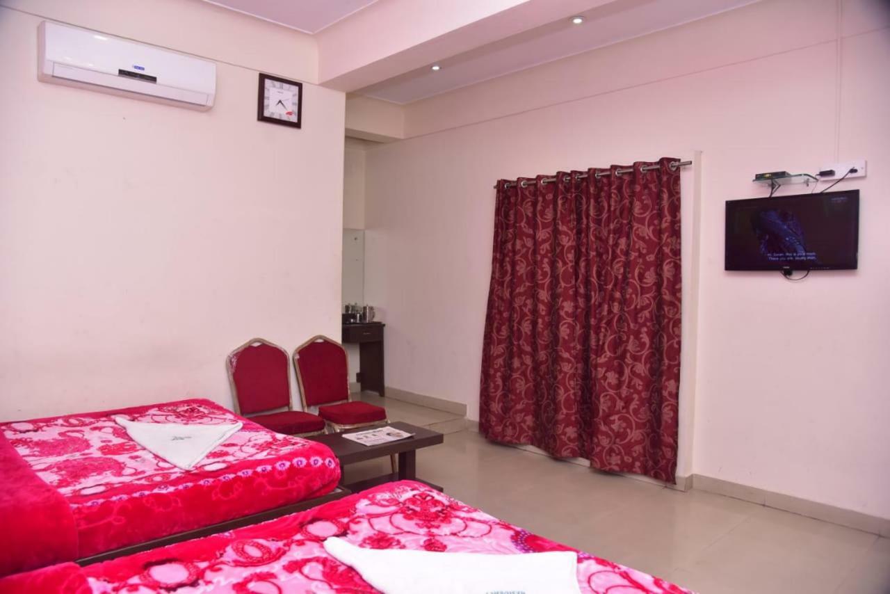 Raj Residency Hotel Mysore Eksteriør billede