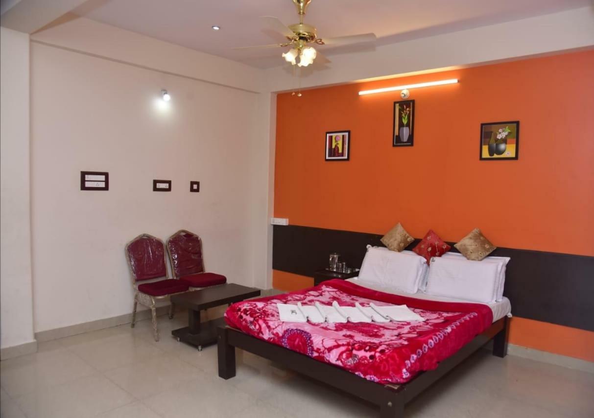 Raj Residency Hotel Mysore Eksteriør billede